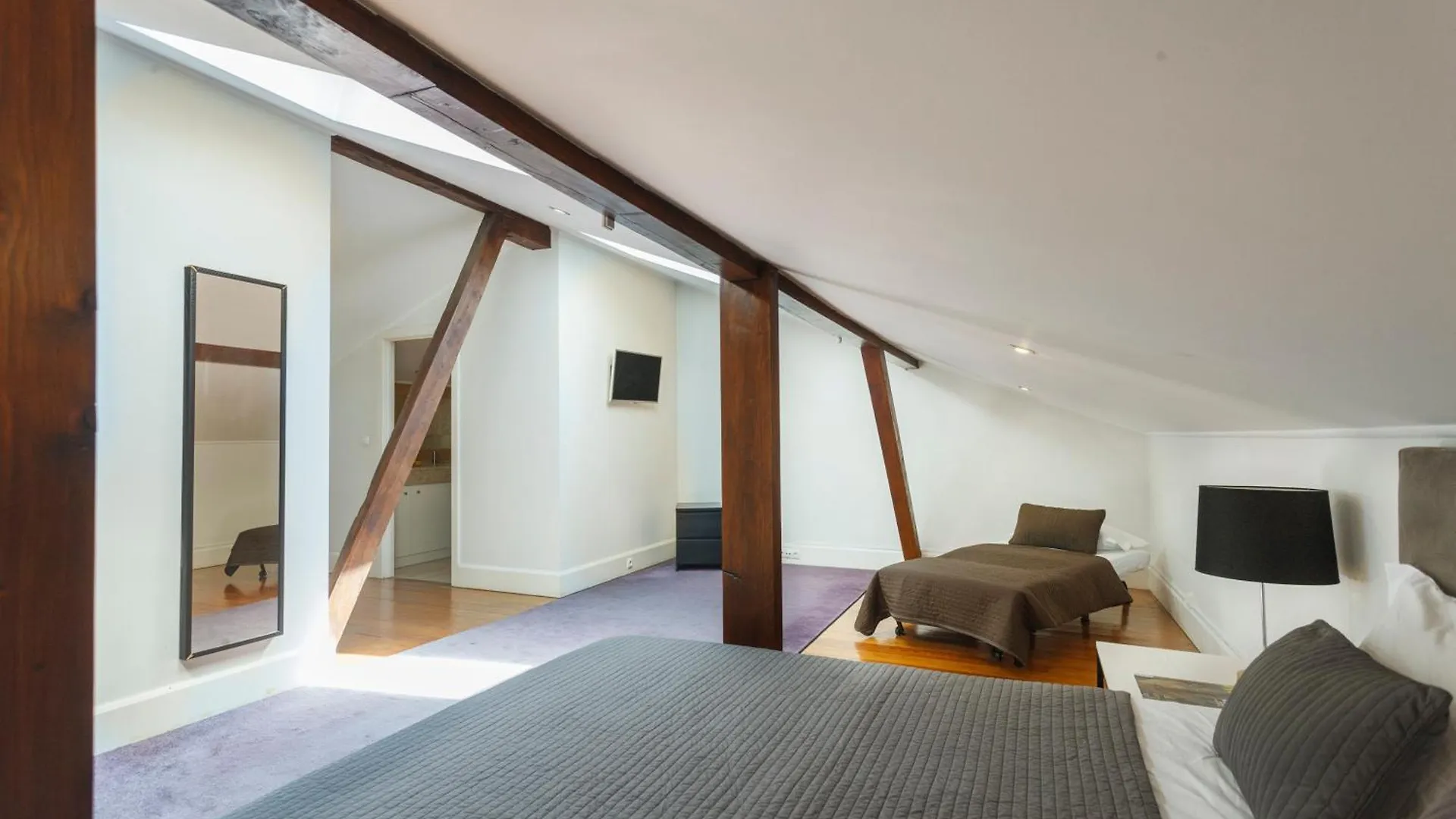 Madalena Exclusive Suites Lisbon 0*,