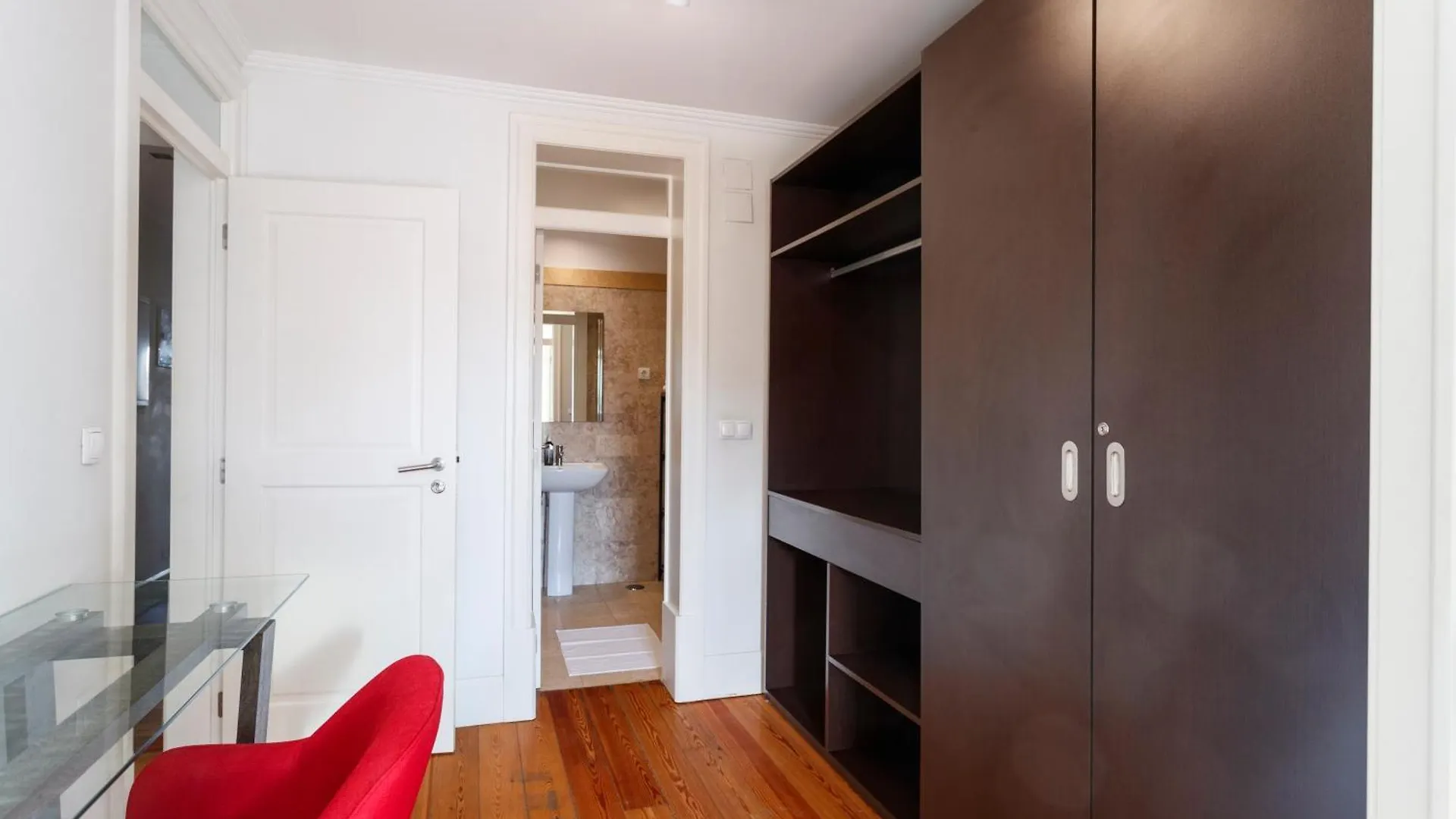 Madalena Exclusive Suites Lisbon 0*,