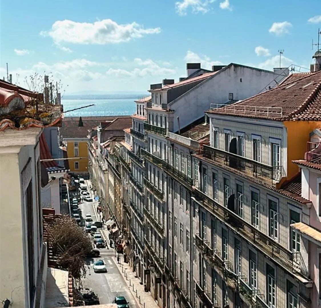 Madalena Exclusive Suites Lisbon Guest house